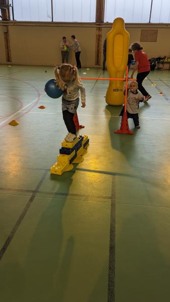 PXL_20230218_093941100